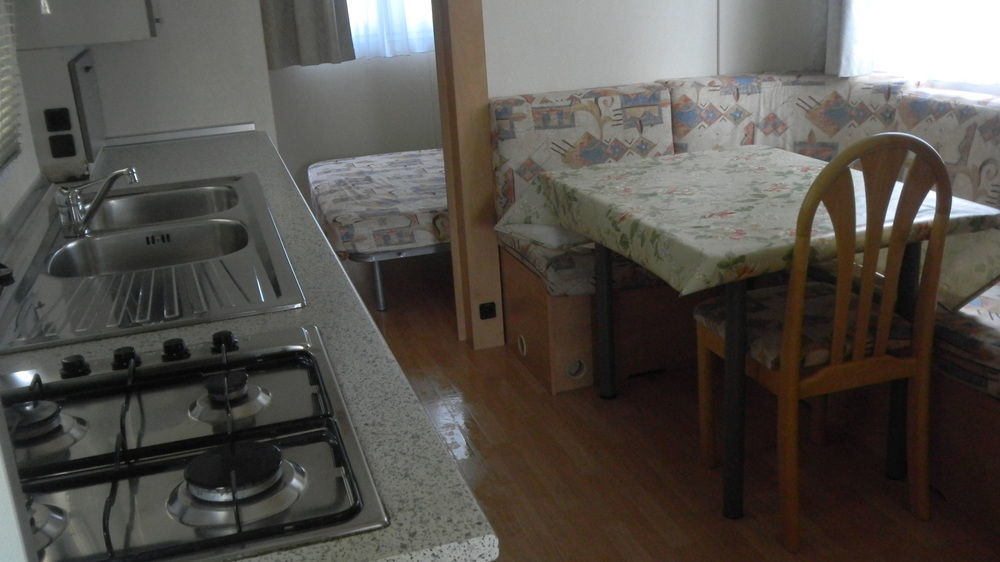 Camping Daino Hotel Pietramurata Exterior foto